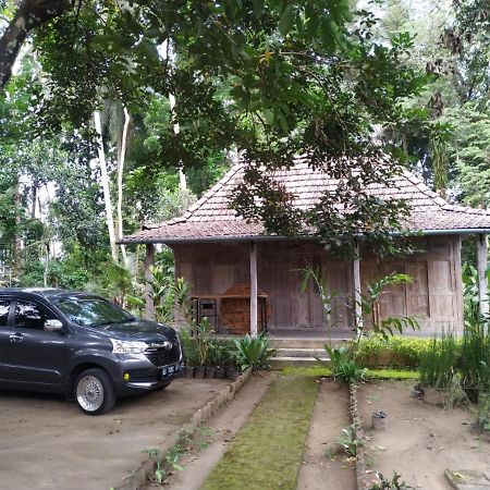 Omah Kayu Jagalan Hotel มาเกอลัง ภายนอก รูปภาพ