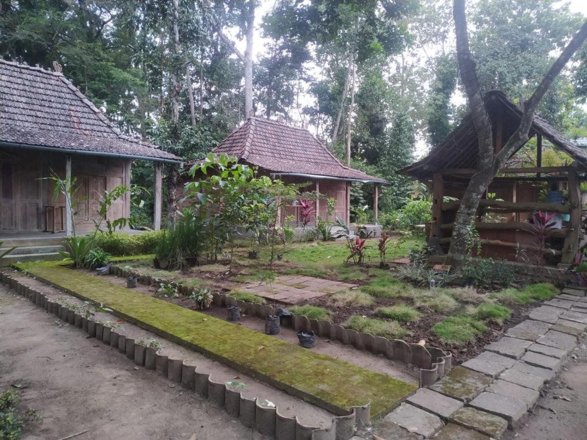Omah Kayu Jagalan Hotel มาเกอลัง ภายนอก รูปภาพ